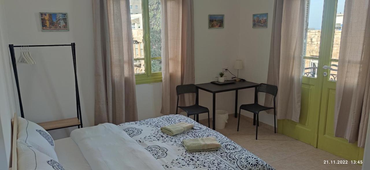 Apartments Comfy - For A Quiet Family Holiday Haifa Exteriör bild